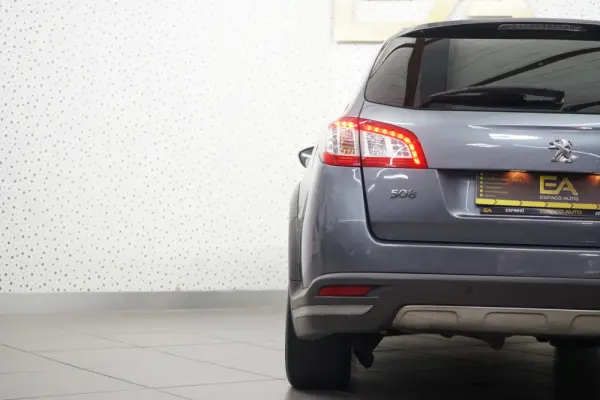 Peugeot 508 RXH 2.0 HDi Hybrid4 2-Tronic 6