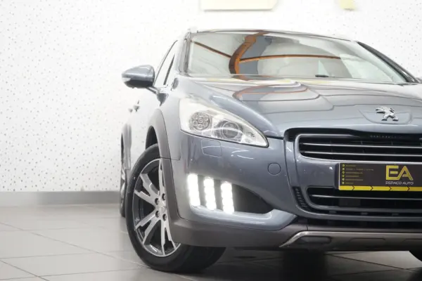 Peugeot 508 RXH 2.0 HDi Hybrid4 2-Tronic 5