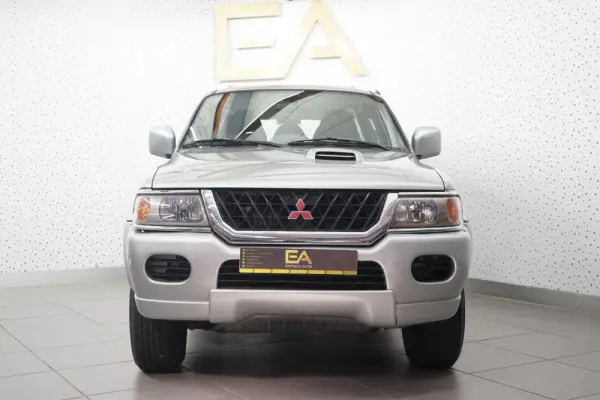 Mitsubishi Pajero Sport 2