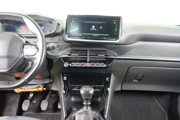 Peugeot 2008 1.2 PureTech Allure 29