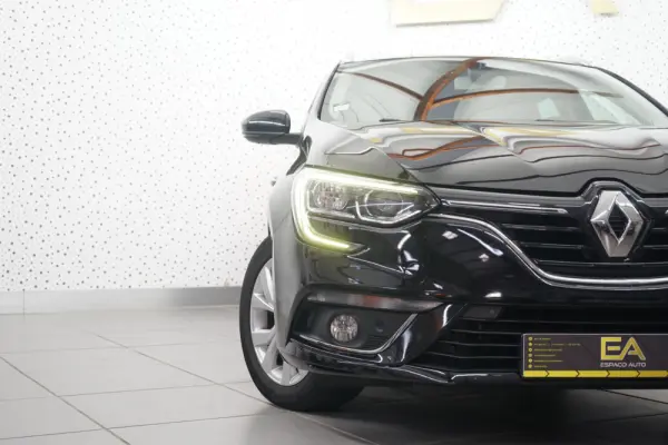 Renault Mégane Sport Tourer 1.5 Blue dCi Intens EDC 6