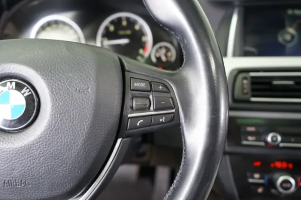 BMW 520 d Exclusive Auto 129g 22