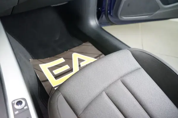 Audi A4 Avant 2.0 TDi Multitronic Exclusive 38