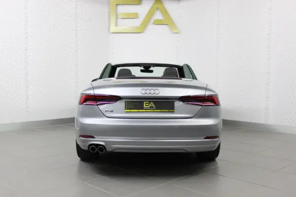 Audi A5 Cabrio 2.0 TDi S-line S tronic 9