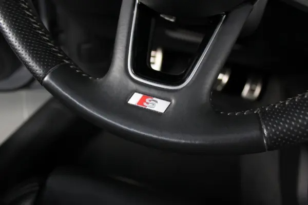 Audi A5 Cabrio 2.0 TDi S-line S tronic 21