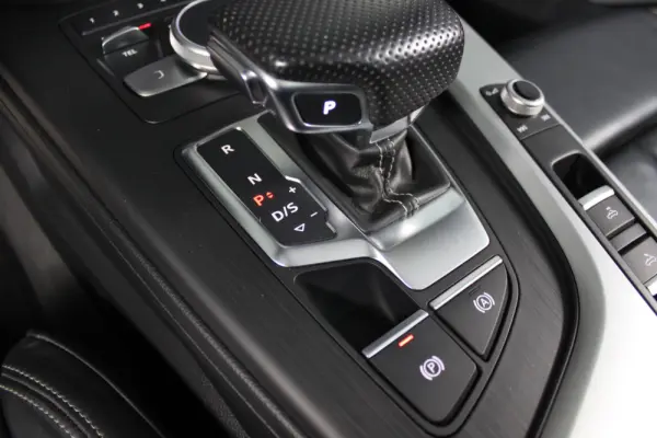 Audi A5 Cabrio 2.0 TDi S-line S tronic 35