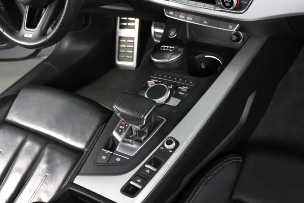 Audi A5 Cabrio 2.0 TDi S-line S tronic 41