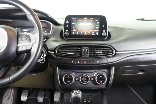 Fiat Tipo 1.3 M-Jet Lounge 27