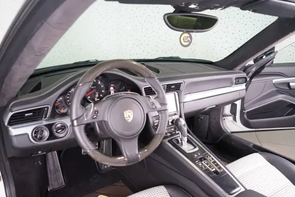 Porsche 911 (991) Carrera 2 PDK 16