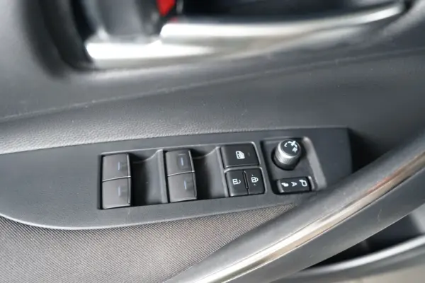 Toyota Corolla 1.8 Hybrid Active 22