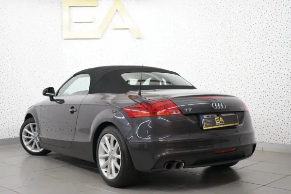 Audi TT Roadster 2.0 TDi 7