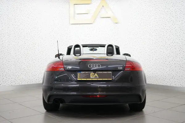 Audi TT Roadster 2.0 TDi 8