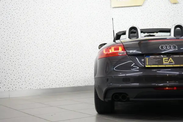Audi TT Roadster 2.0 TDi 11