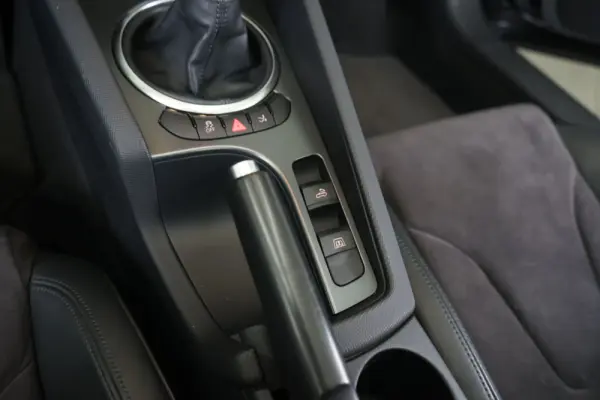 Audi TT Roadster 2.0 TDi 28