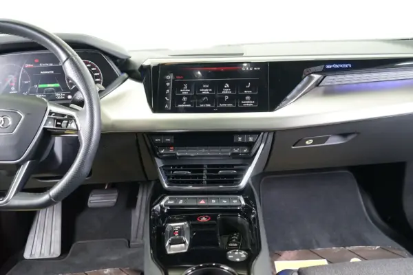 Audi e-tron GT quattro 31