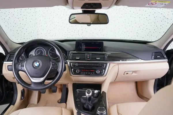 BMW 320 d Line Luxury 19