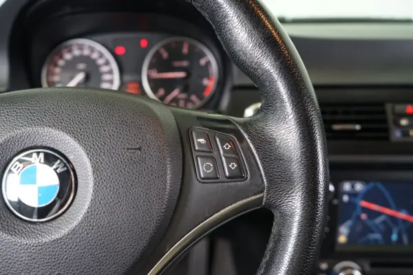 BMW 320 d Coupe Auto 25