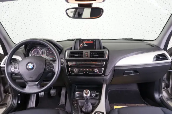 BMW 116 d Line Urban 15