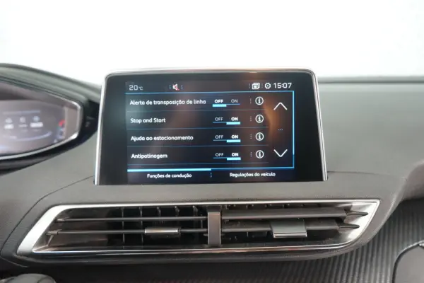 Peugeot 5008 1.5 BlueHDi Allure EAT8 28
