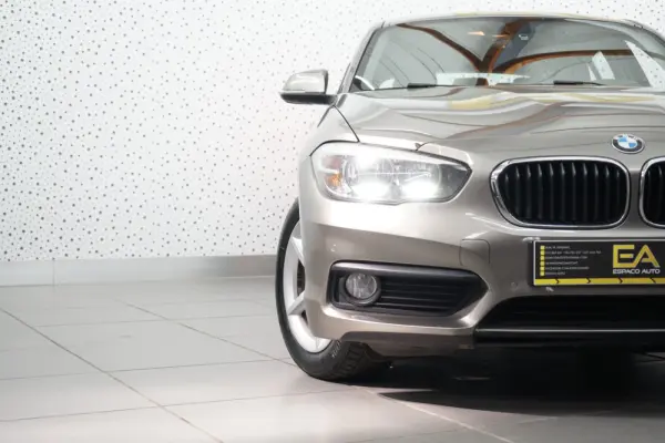 BMW 116 d Line Urban 6