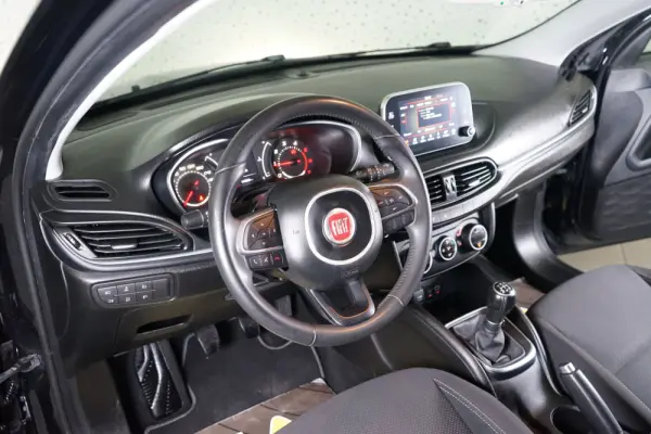 Fiat Tipo Station Wagon 1.3 M-Jet Lounge 16