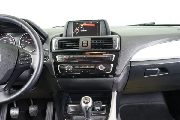 BMW 116 d Line Urban 26