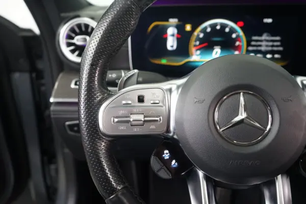 Mercedes-Benz AMG GT 4 portas 43 4Matic+ 26