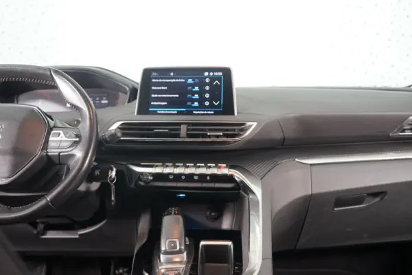 Peugeot 5008 1.5 BlueHDi Allure EAT8 24