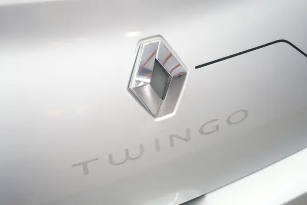 Renault Twingo 1.2 16V Dynamique 12