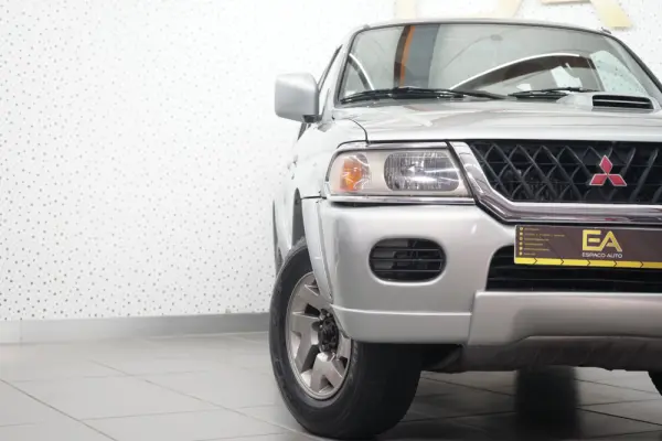 Mitsubishi Pajero Sport 6