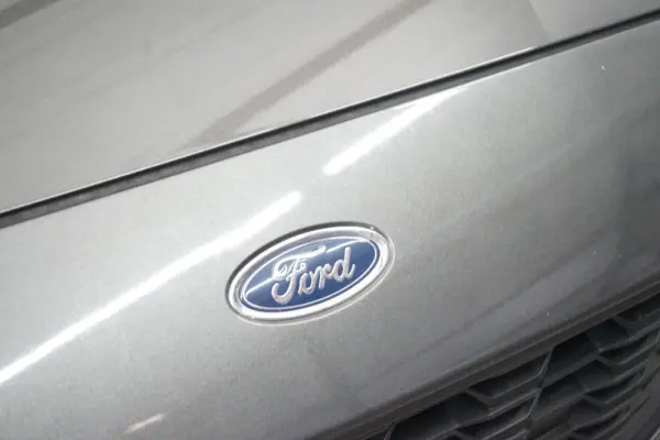 Ford Focus 1.5 TDCi EcoBlue ST-Line 8