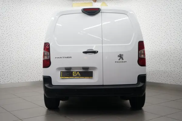 Peugeot Partner 1.5 Blue-HDI Asphalt L1 EAT8 7