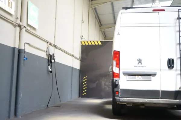 Peugeot Boxer 2.0 BlueHDi 330 L1H1 38