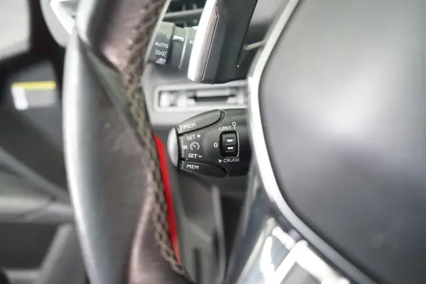 Peugeot 3008 1.2 PureTech Allure EAT8 23