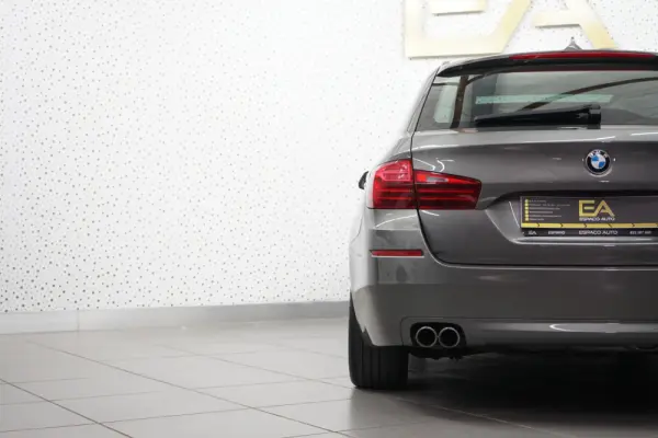BMW 520 d Exclusive Auto 129g 45