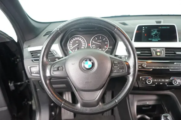 BMW X1 20 d xDrive Auto Line Sport 19