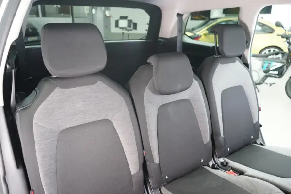 Citroen C4 Spacetourer 1.2 PureTech Feel 33