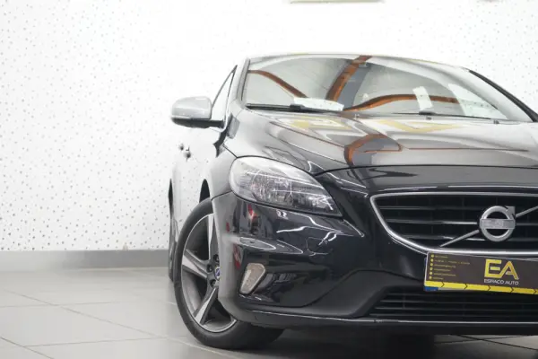 Volvo V40 1.6 D2 R-Design Momentum 37