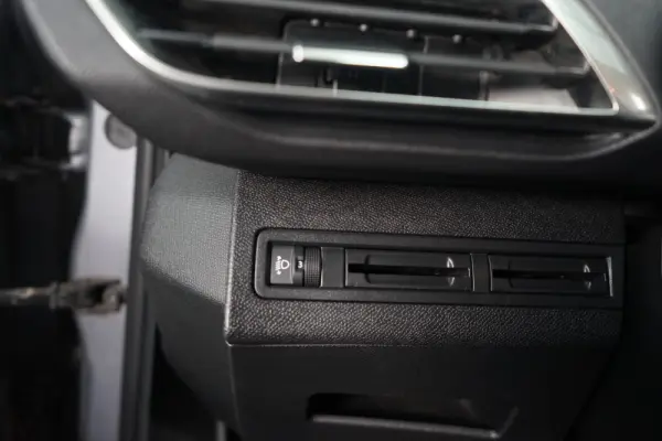 Peugeot 5008 1.5 BlueHDi Allure EAT8 23