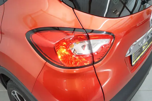 Renault Captur 1.5 dCi Zen 13