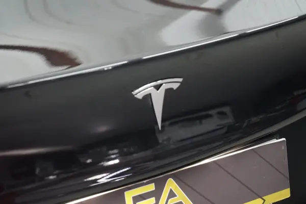 Tesla Model 3 Standard Range Plus RWD 8
