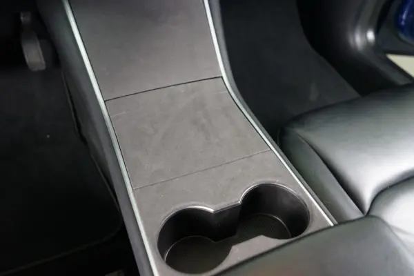 Tesla Model 3 Standard Range Plus RWD 24