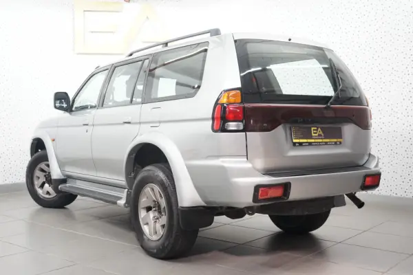 Mitsubishi Pajero Sport 4