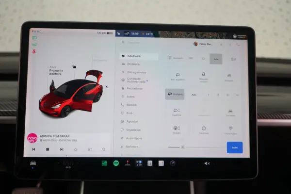 Tesla Model 3 Long Range AWD Dual Motor 30