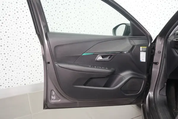Peugeot 208 1.2 PureTech Allure 19