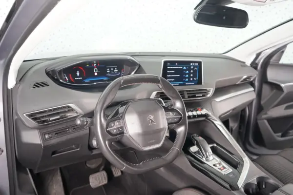 Peugeot 5008 1.5 BlueHDi Allure EAT8 12