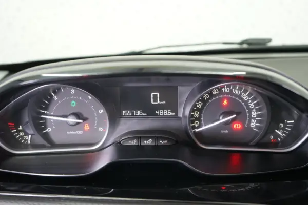 Peugeot 208 1.6 BlueHDi Active 28