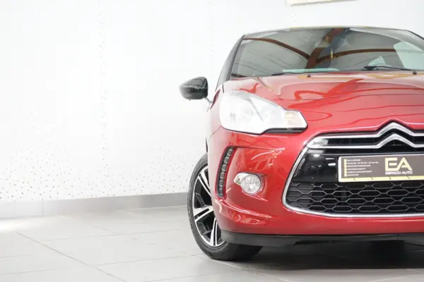Citroen DS3 1.6 e-HDi So Chic 6