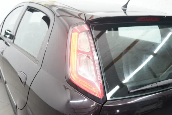 Fiat Punto Evo 1.3 M-Jet Dynamic 9