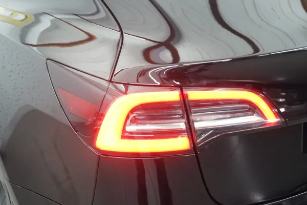 Tesla Model 3 Standard Range Plus RWD 9